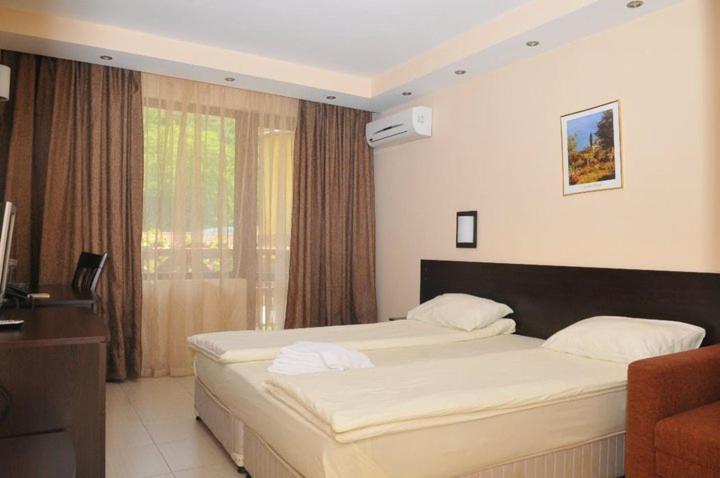 Hotel Delta Ognyanovo  Buitenkant foto